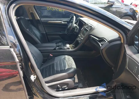 2017 Ford Fusion Se z USA, uszkodzony, nr VIN 3FA6P0T99HR263136